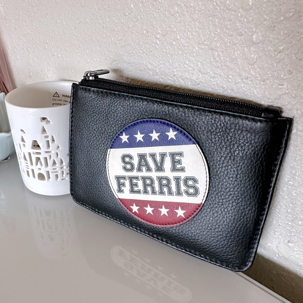 NWOT 🖤 Throwback Black “Save Ferris” Bueller Zip Card Wallet.